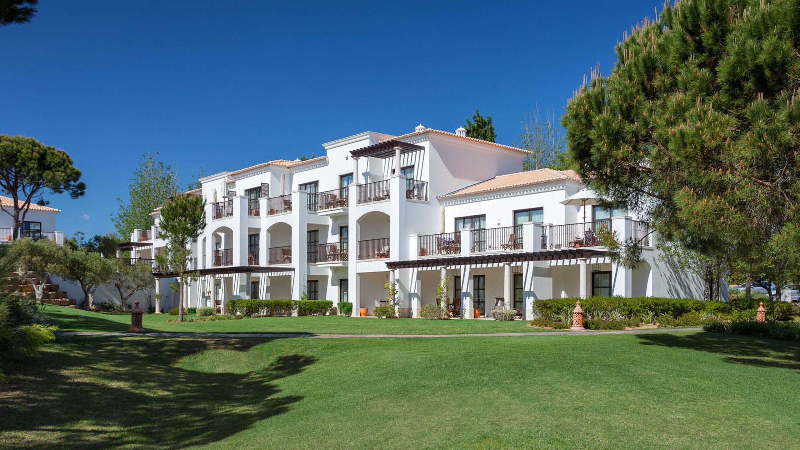 The Pine Cliffs Hotel