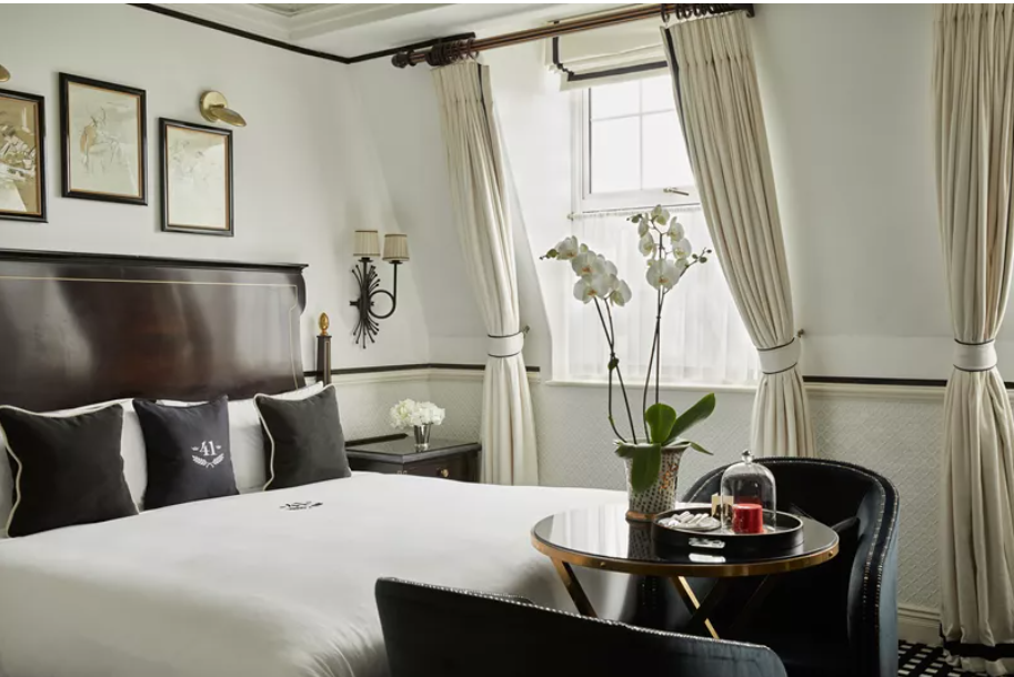 Hotel 41