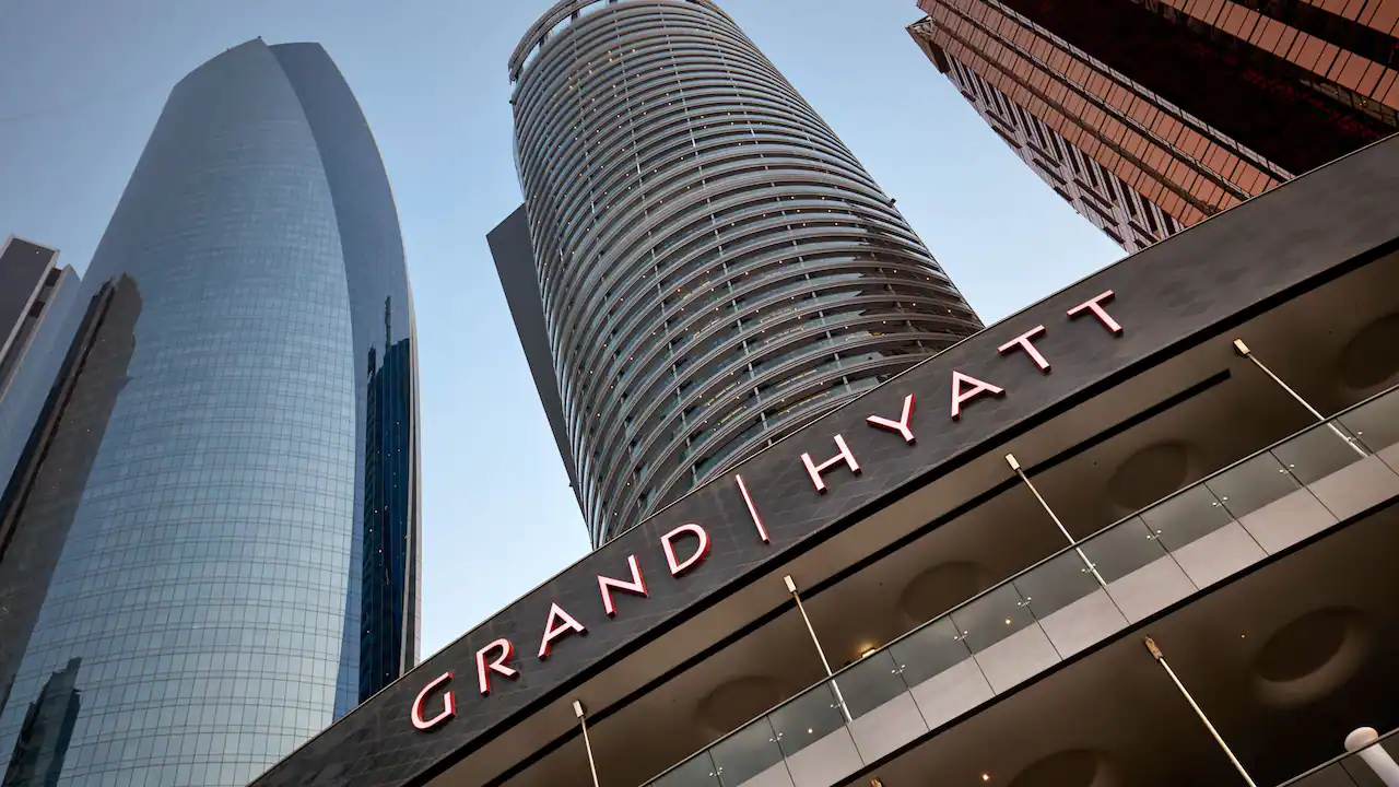 Grand Hyatt Abu Dhabi Hotel & Residences Emirates Pearl