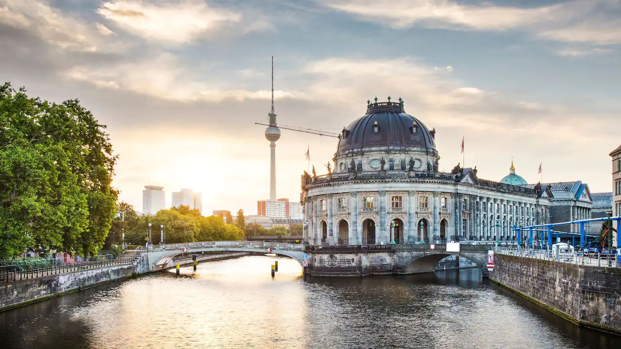 Grand Hyatt Berlin  Luxury Five-Star Hotel at Potsdamer Platz, Berlin, Germany