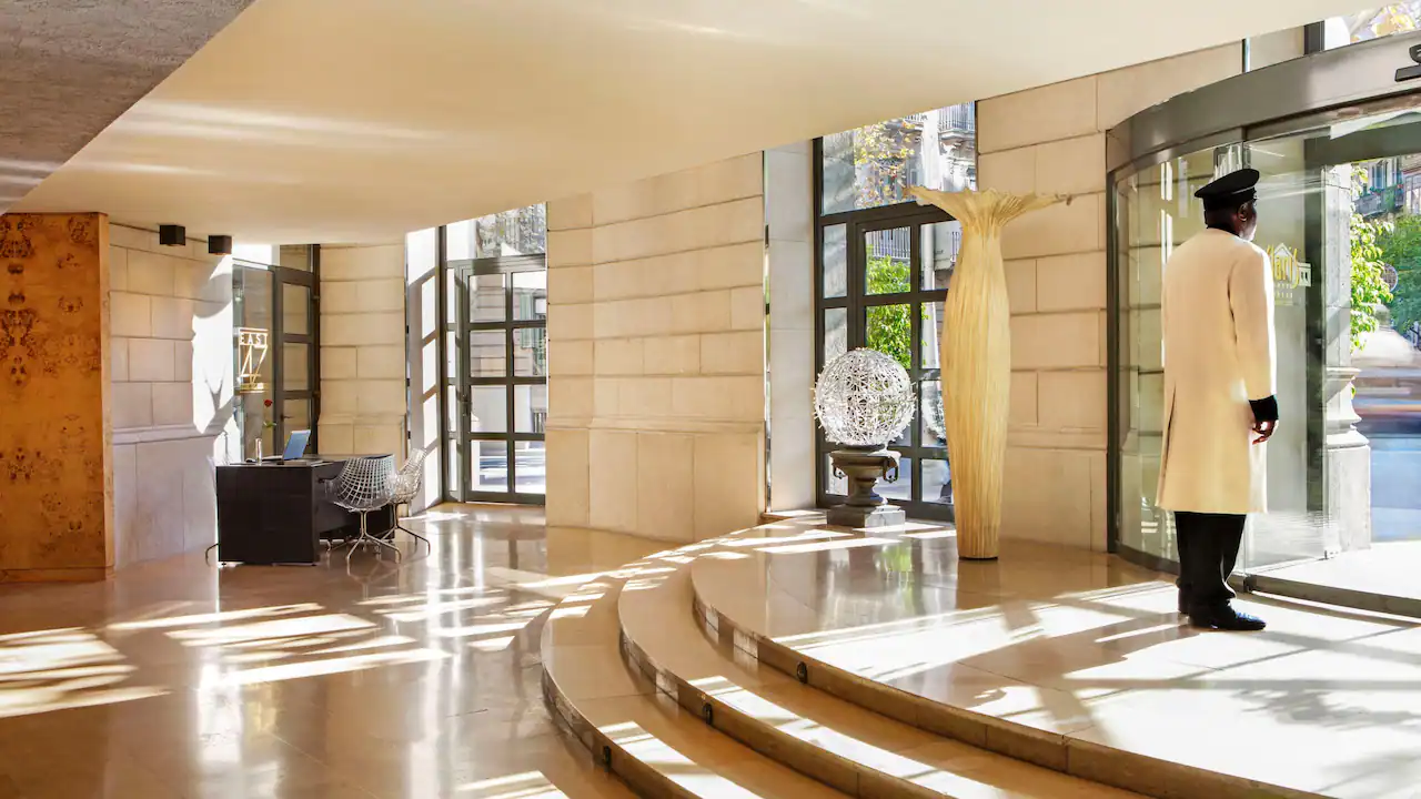 Claris Hotel & Spa
