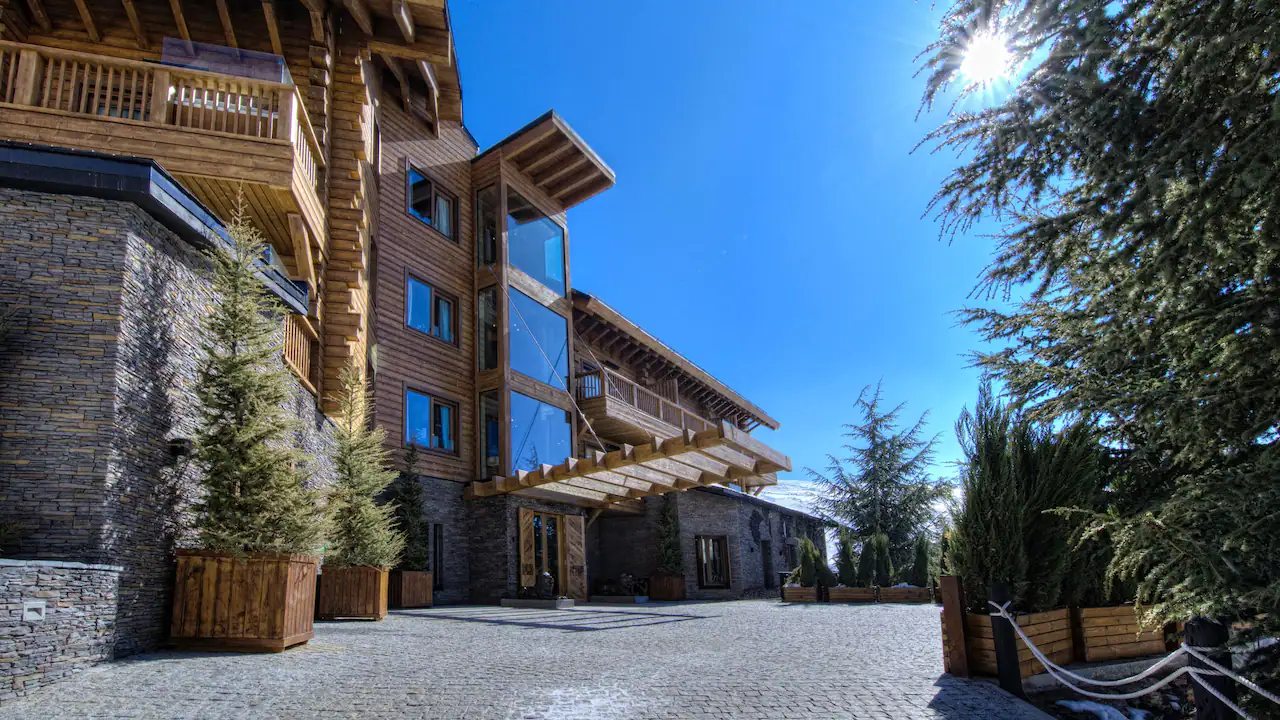 El Lodge Ski and Spa