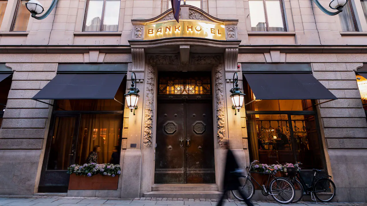 Bank Hotel