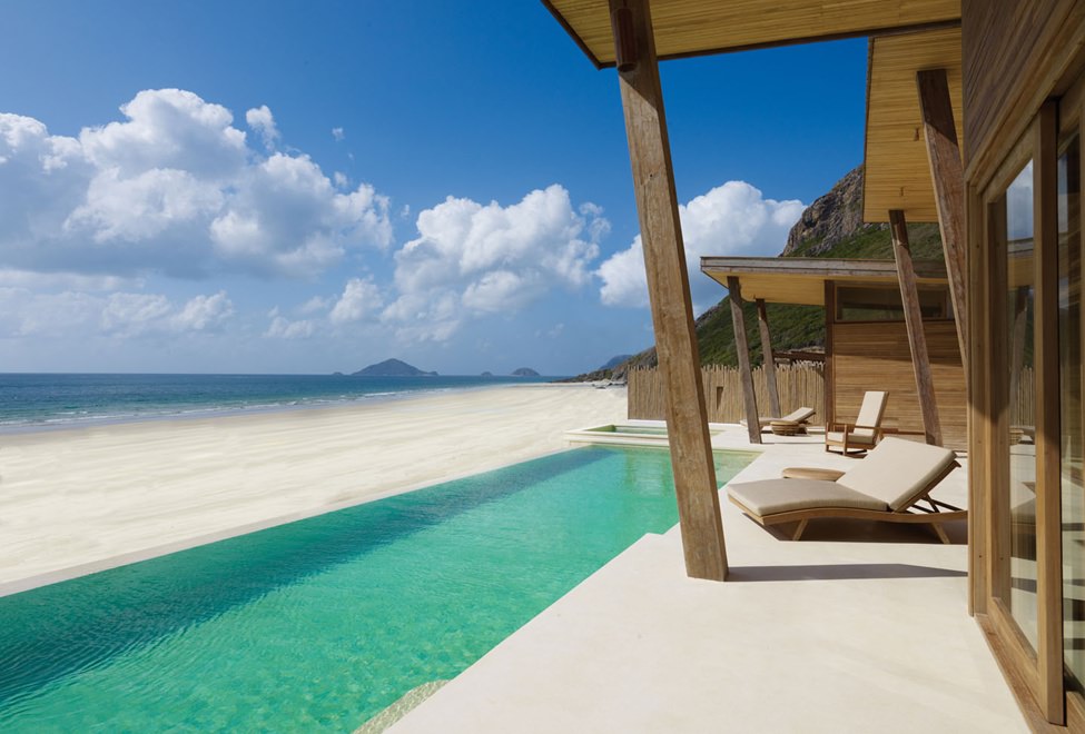 SIX SENSES CON DAO