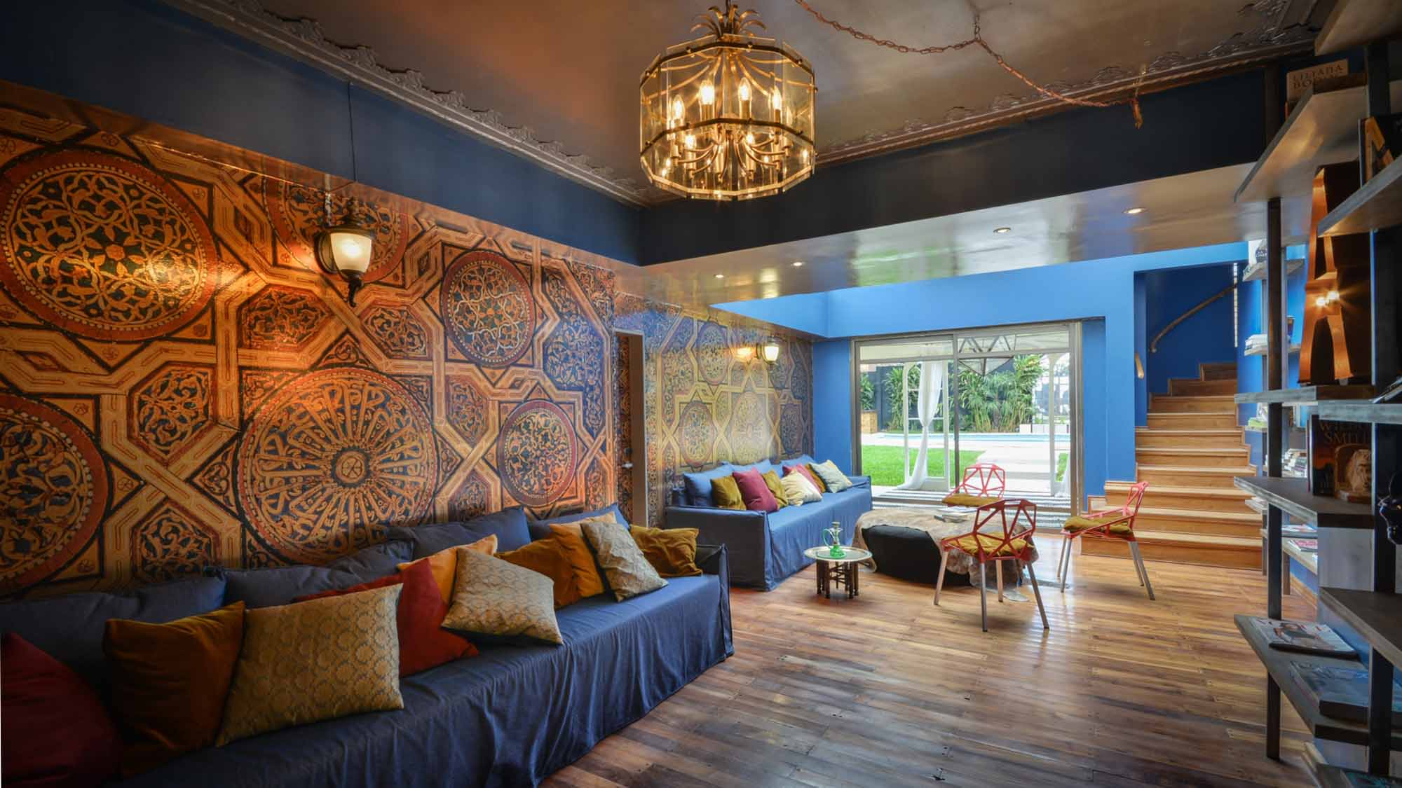 Onas Hostel & Suites