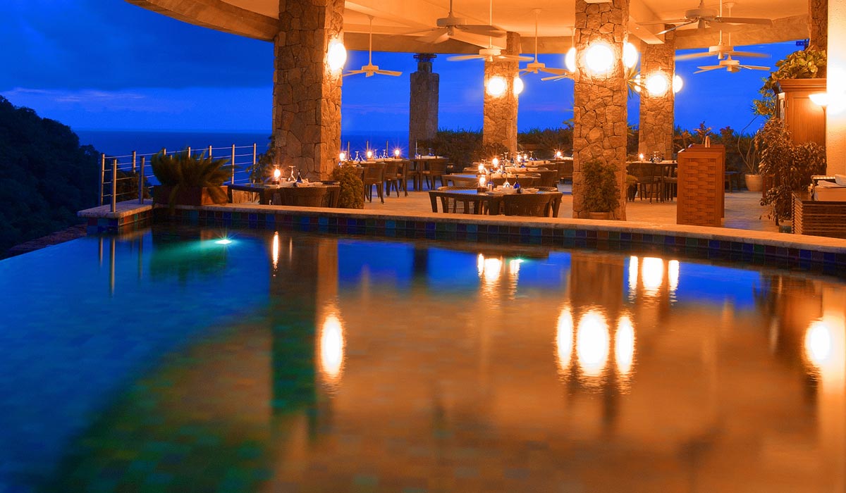 Jade Mountain Resort