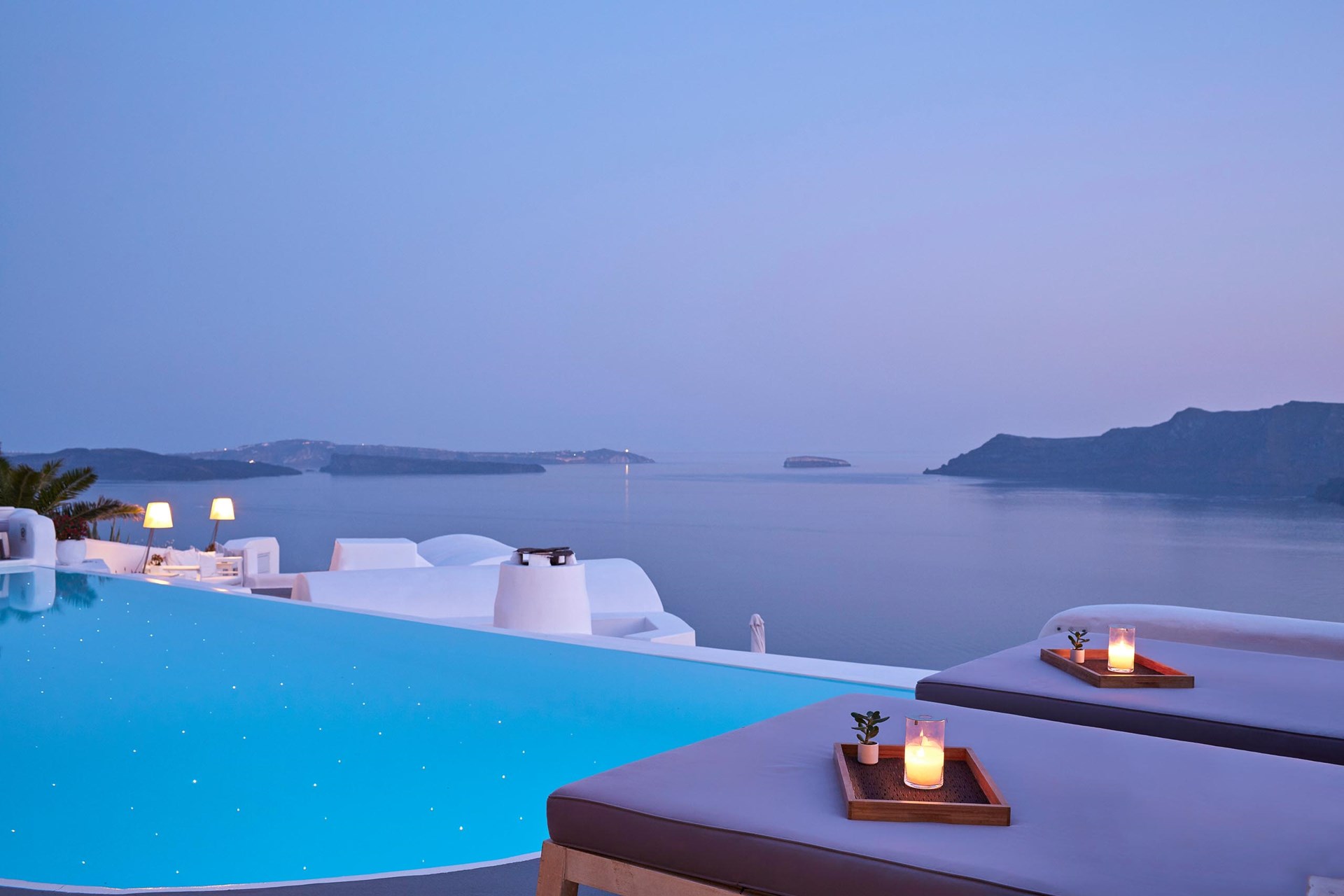Katikies Santorini Luxury Cave rooms 5 Star Hotel with Caldera views & Infinity Pools in Oia Greece 