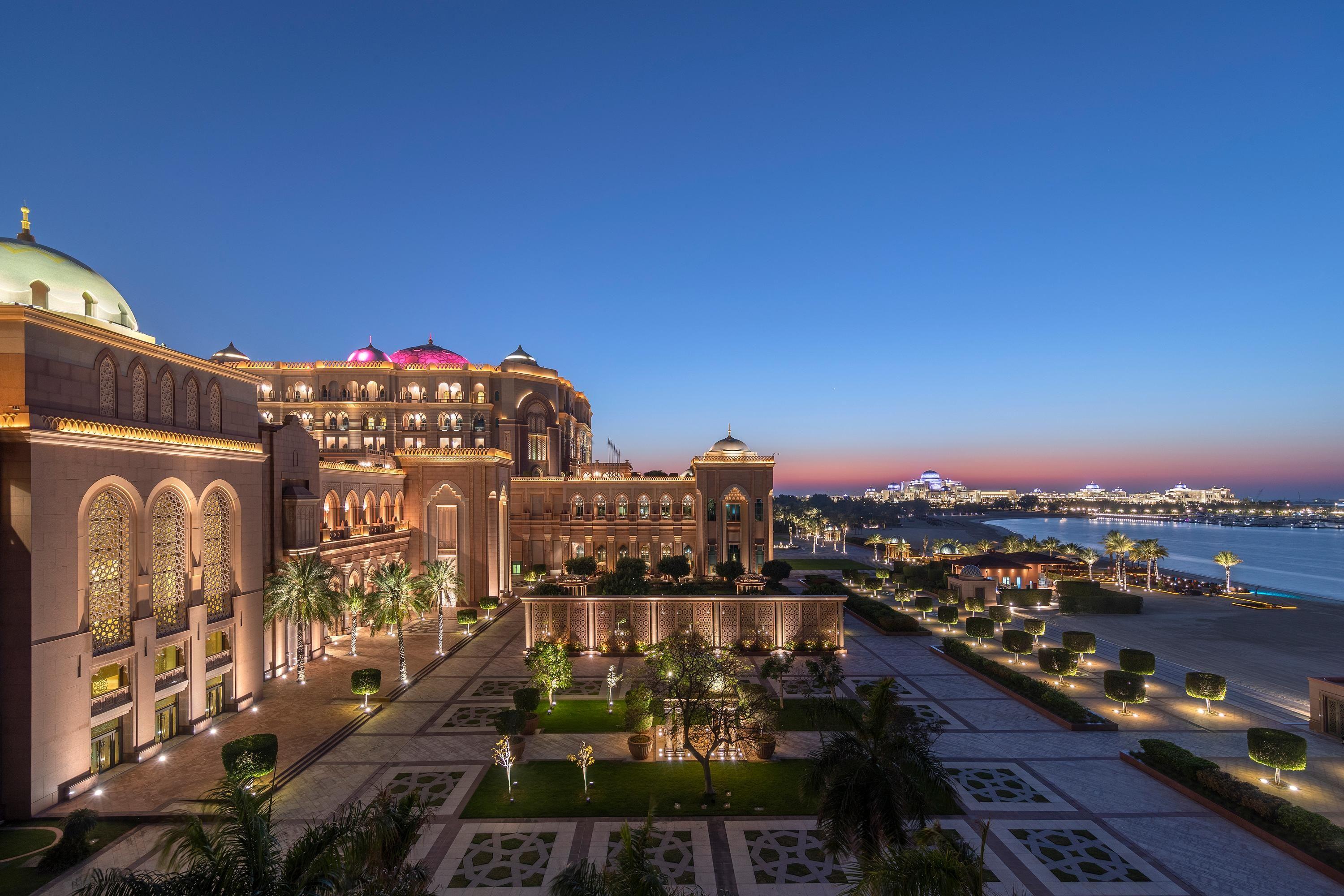 Emirates Palace Mandarin Oriental Luxury Five-Star Beach Resort in Abu Dhabi United Arab Emirates, UAE