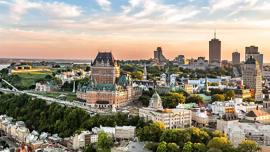 Fairmont Le Château Frontenac Luxury 5 -Star Hotel in Québec, Canada